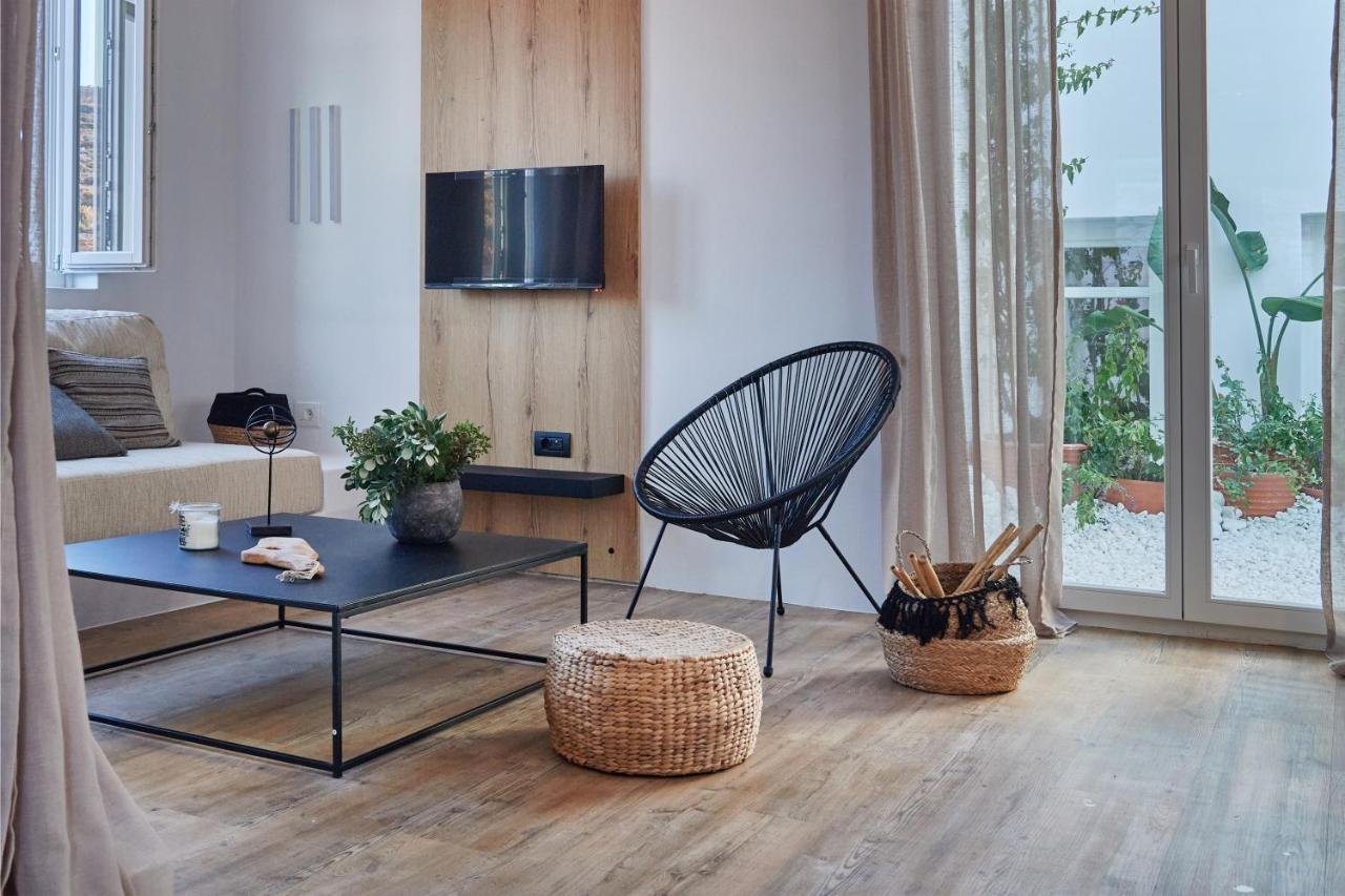Casa Mardiva Terra Apartment Parikia  Ngoại thất bức ảnh